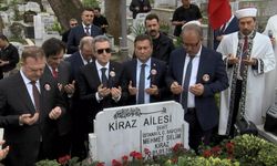 İstanbul - Şehit Cumhuriyet Savcısı Mehmet Selim Kiraz mezarı başında anıldı