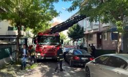 İstanbul- Avcılar’da balkonda mahsur kalan anne ve oğlunu itfaiye kurtardı
