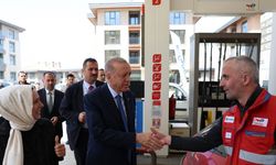 İstanbul - Erdoğan'dan akaryakıt istasyonu ziyareti (görüntüyle yeniden)