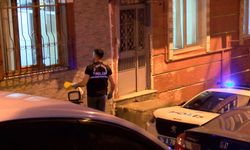 İstanbul- Esenler'de evinde uyurken pencereden silahlı saldırıya uğradı