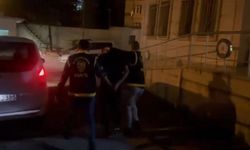 İstanbul - Gaziosmanpaşa'da kırmızı ışıkta geçerek 6 yaşındaki çocuğa çarpan motosikletli yakalandı