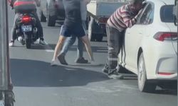 İstanbul- Küçükçekmece'de trafik magandaları sürücüye saldırdı