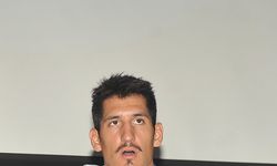 Derek Willis: Pazar günü çok büyük bir maça çıkacağız