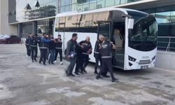 Bursa merkezli 4 ilde 'Daltonlar' operasyonu; Azerbaycanlı iş insanını yaralayan kasklı örgüt üyeleri yakalandı