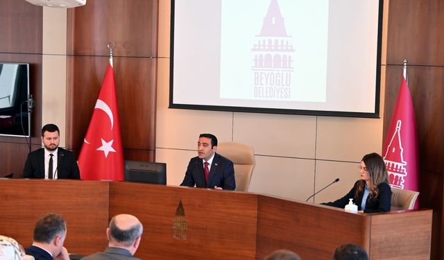 Beyoğlu Belediyesi’nde yeni dönemin ilk belediye meclis toplantısı yapıldı