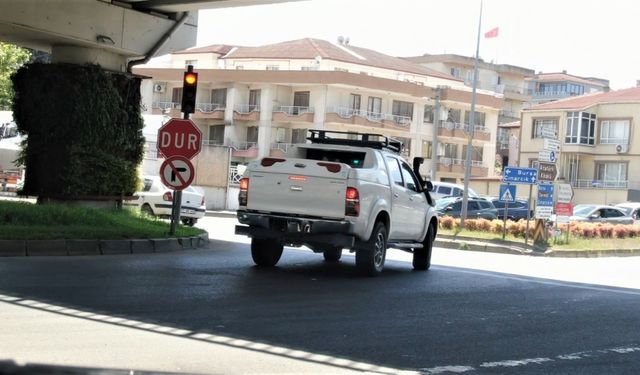 Yalova'da, kırmızı ışık ihlali yapan sürücülere 11 milyon ceza
