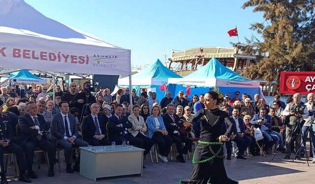 19. Ayvalık ‘Uluslararası Zeytin Hasat Festivali’ başladı