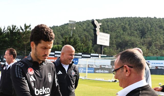 Beşiktaş yönetiminden futbol takımına ziyaret