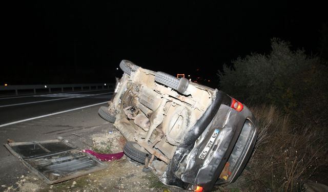 Edirne'de düğünden dönenlerin taşındığı kamyonete otomobil çarptı: 6 yaralı