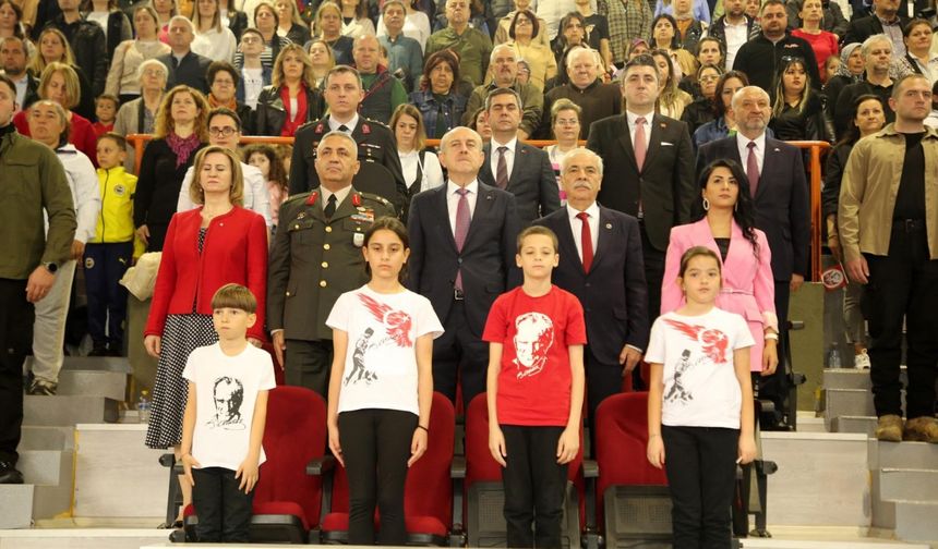 Edirne'de 23 Nisan, Balkan ülkelerinden gelen çocuklarla kutlandı