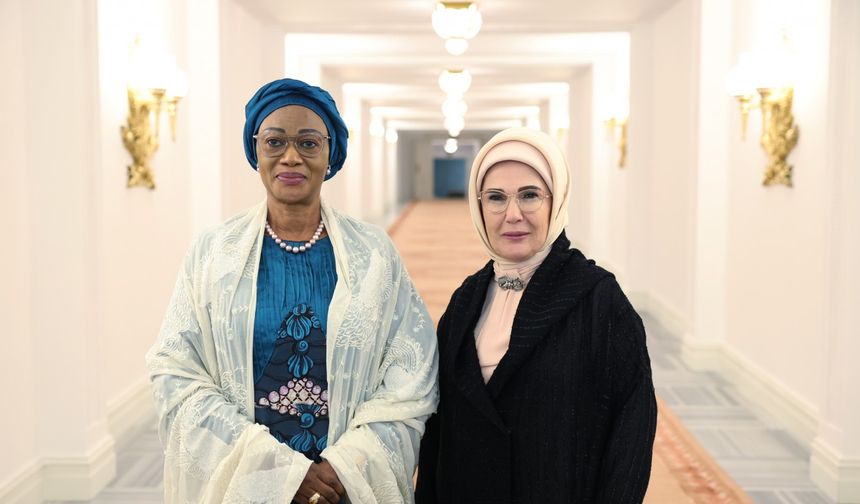 İstanbul - Emine Erdoğan, Nijerya Devlet Başkanı'nın eşi Oluremi Tinubu'yla görüştü