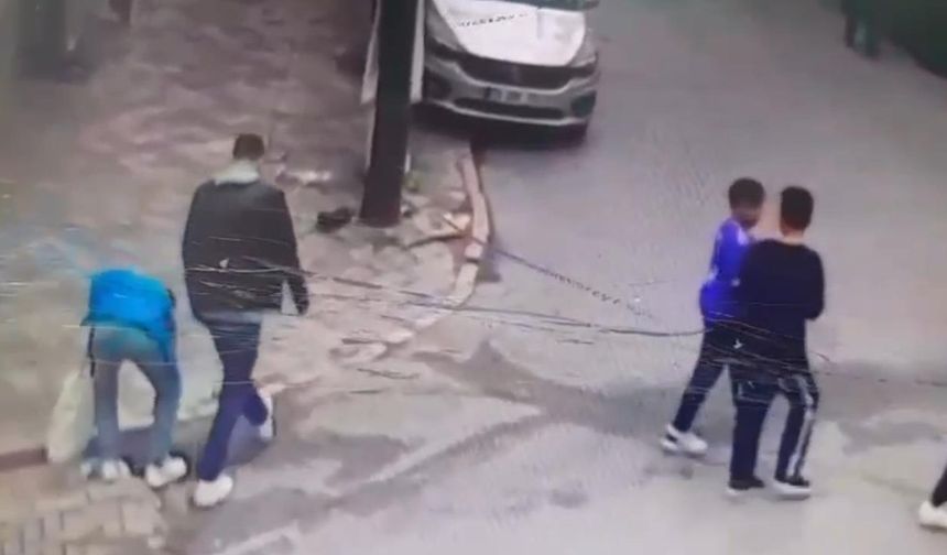 İstanbul - Zeytinburnu'nda kaza sonrası yere düşen cep telefonunu çaldı