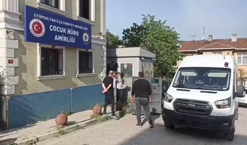 İstanbul - Eyüpsultan'da okul müdürünü öldüren 17 yaşındaki Y.K. adliyeye sevk edildi