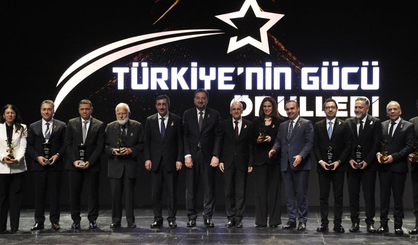 İstanbul-MÜSİAD tarafından düzenlenen 'Türkiye'nin Gücü Ödülleri' sahiplerini buldu