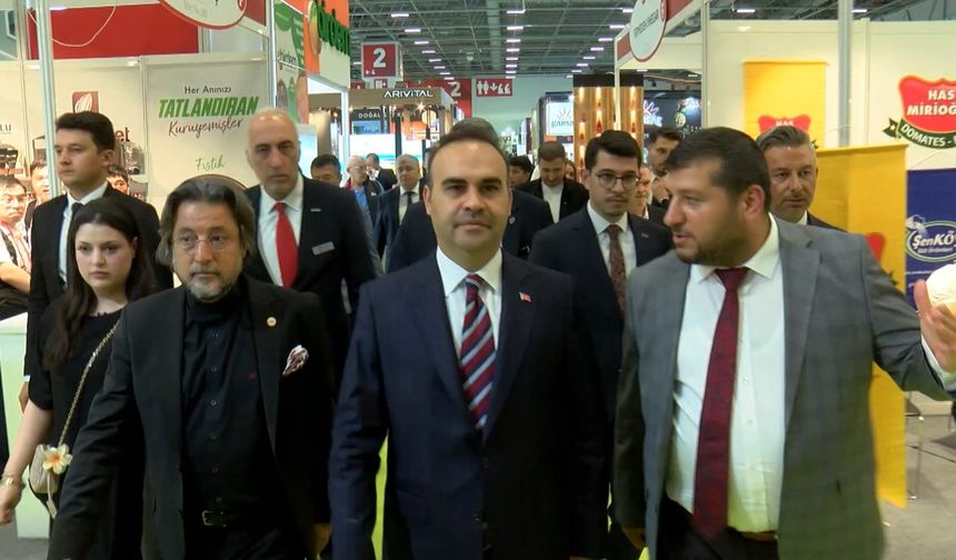 İstanbul - Bakan Kacır: 594 milyar lira sabit yatırımla 246 bin istihdamın önünü açtık