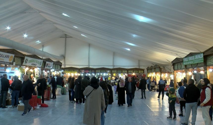 İstanbul- Bakan Kacır, '17. Giresun Tanıtım Günleri'ne katıldı.