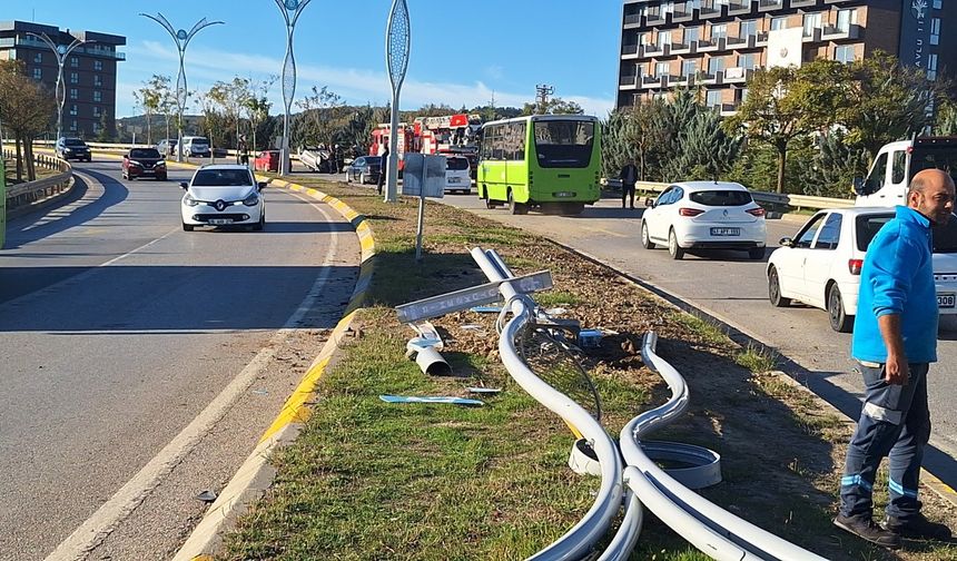 Jandarma trafik otosu takla attı; 2 yaralı